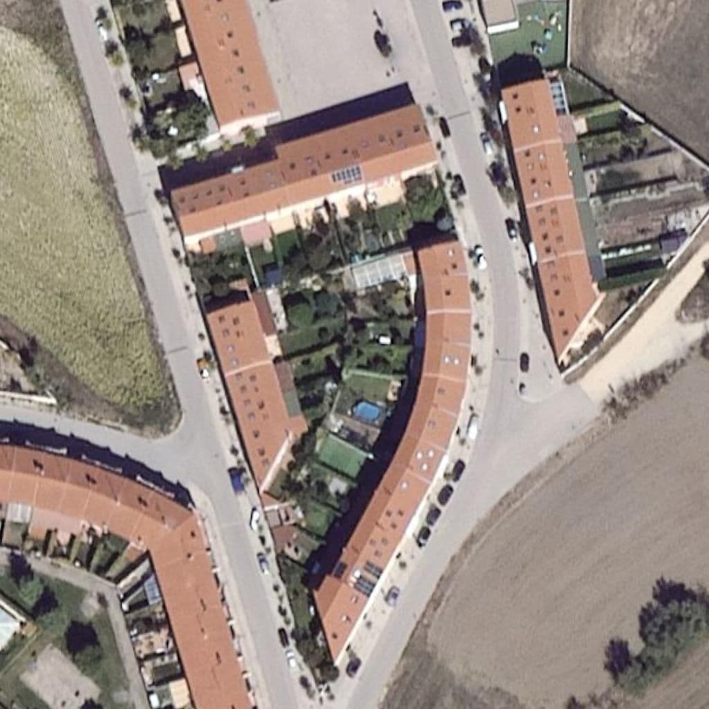 Вид сверху на территорию школы «LA CASITA DE PAULA»