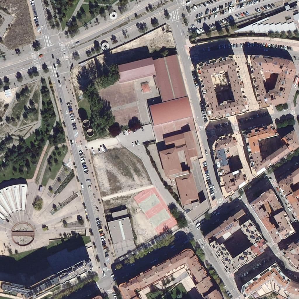 Aerial view of the grounds of DIEGO DE SILOÉ