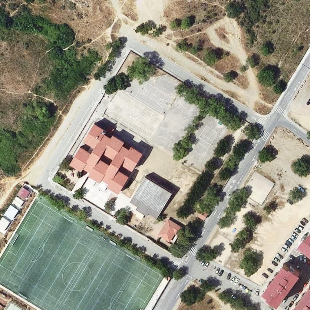 Aerial view of the grounds of Escola Marià Galí Guix
