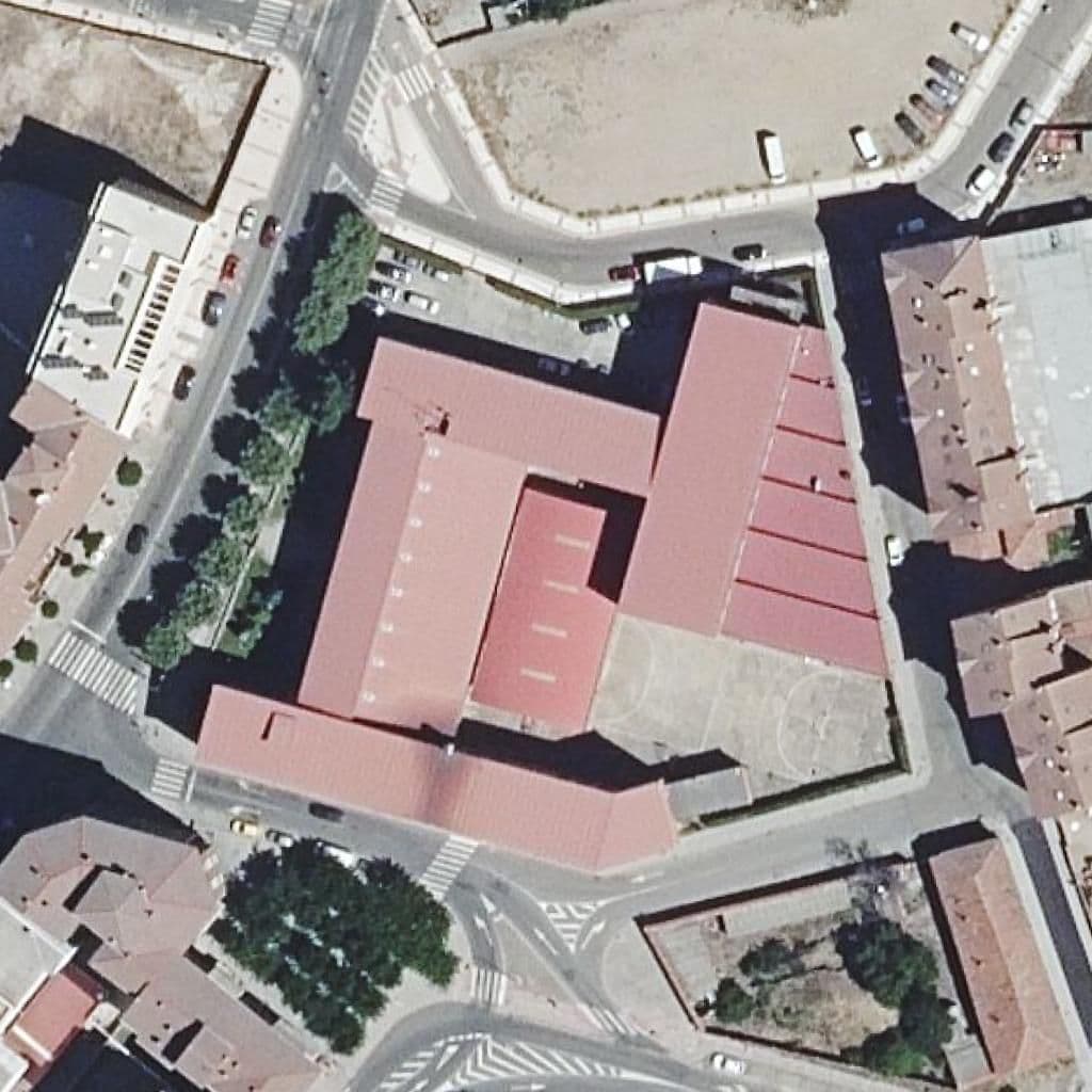 Aerial view of the grounds of GINER DE LOS RÍOS
