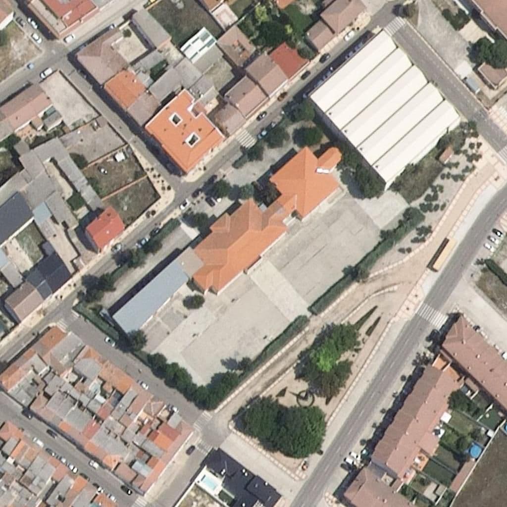 Aerial view of the grounds of SANTO TOMÁS DE AQUINO