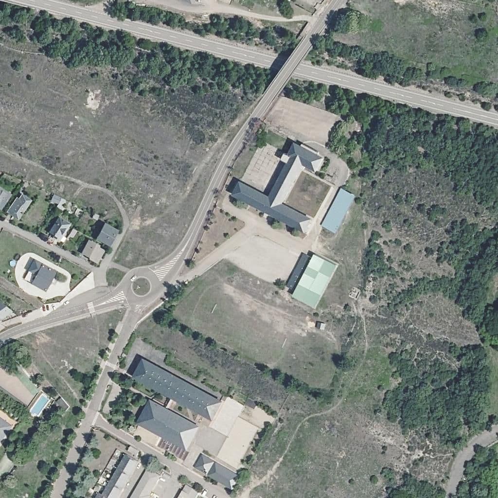 Aerial view of the grounds of VALVERDE DE LUCERNA