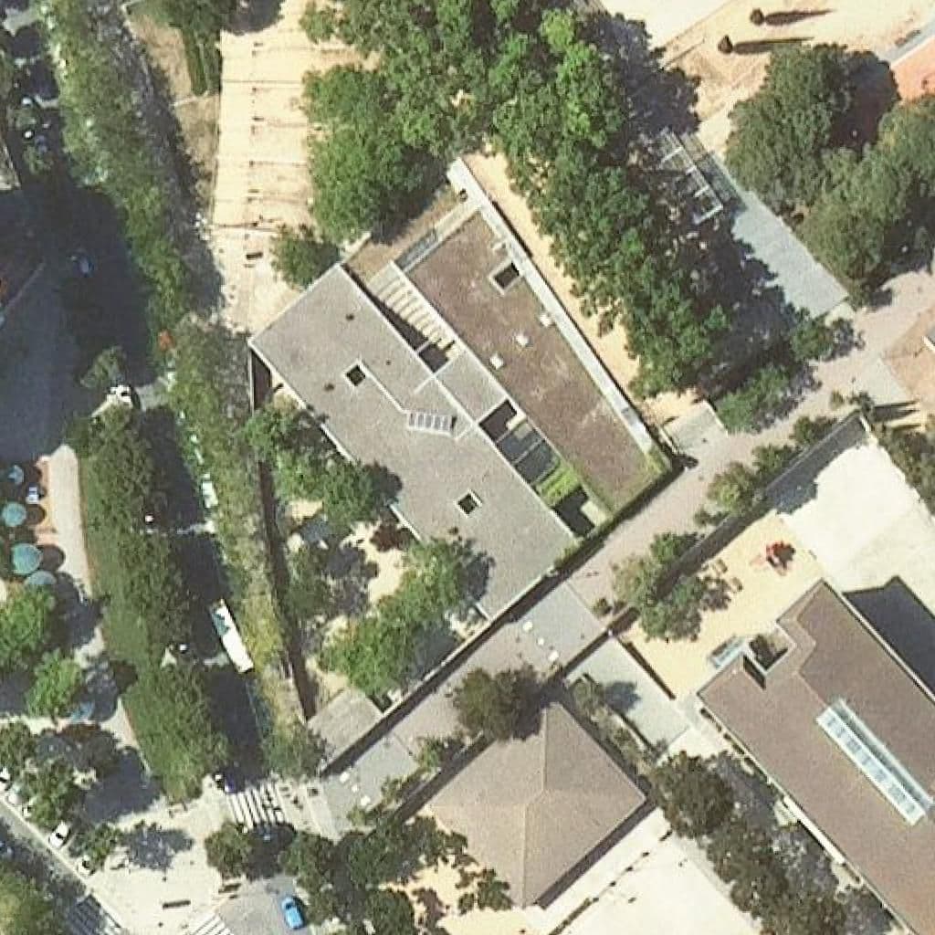 Aerial view of the grounds of Escola Bressol La Pineda