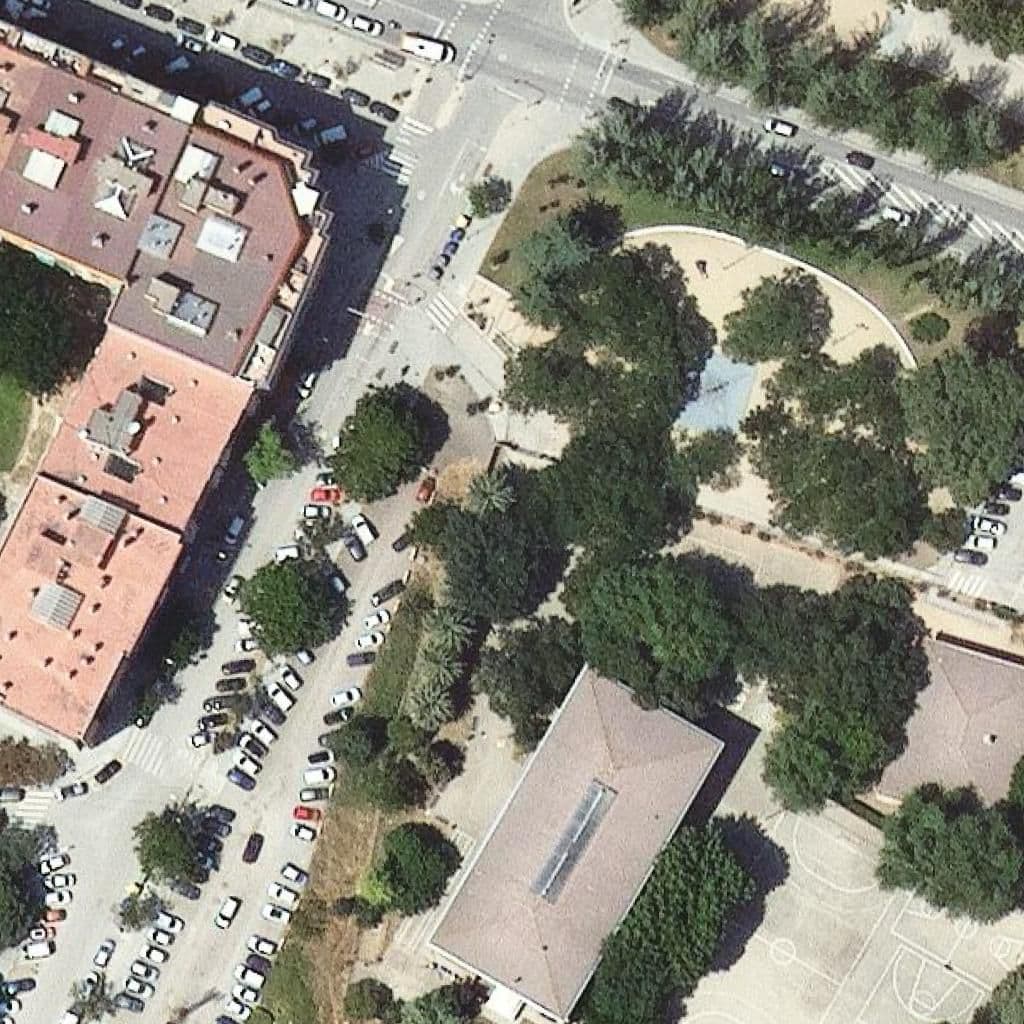 Aerial view of the grounds of Escola Montseny