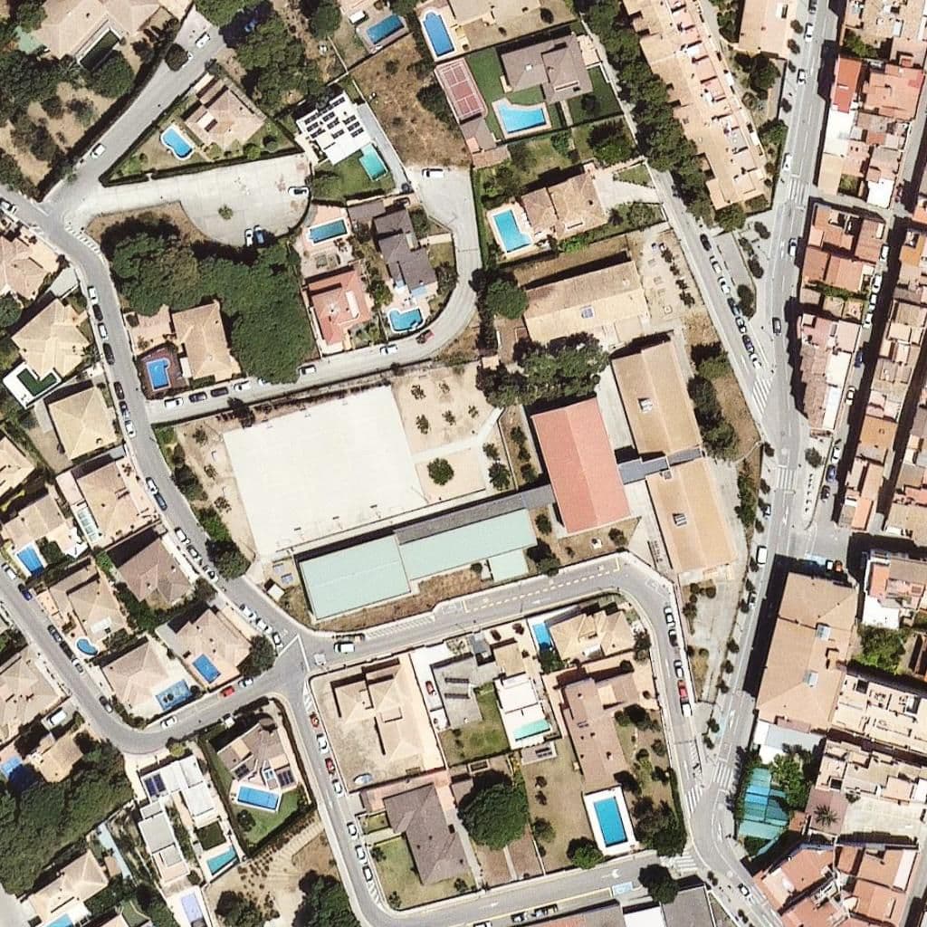 Aerial view of the grounds of Institut El Pedró