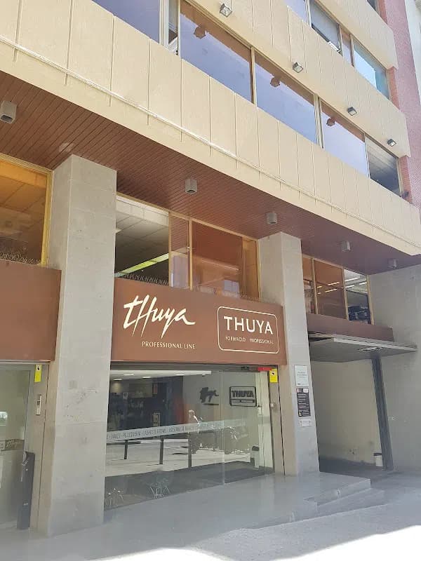 Thuya