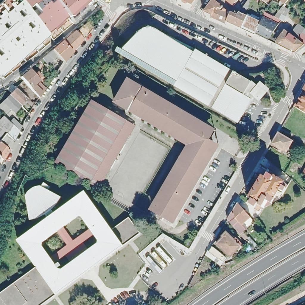 Aerial view of the grounds of IES Rosais 2