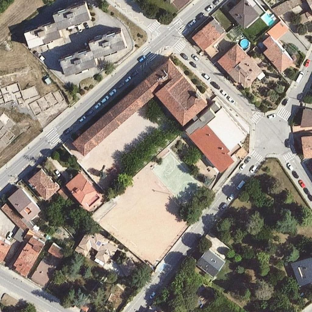 Aerial view of the grounds of Vedruna Tona