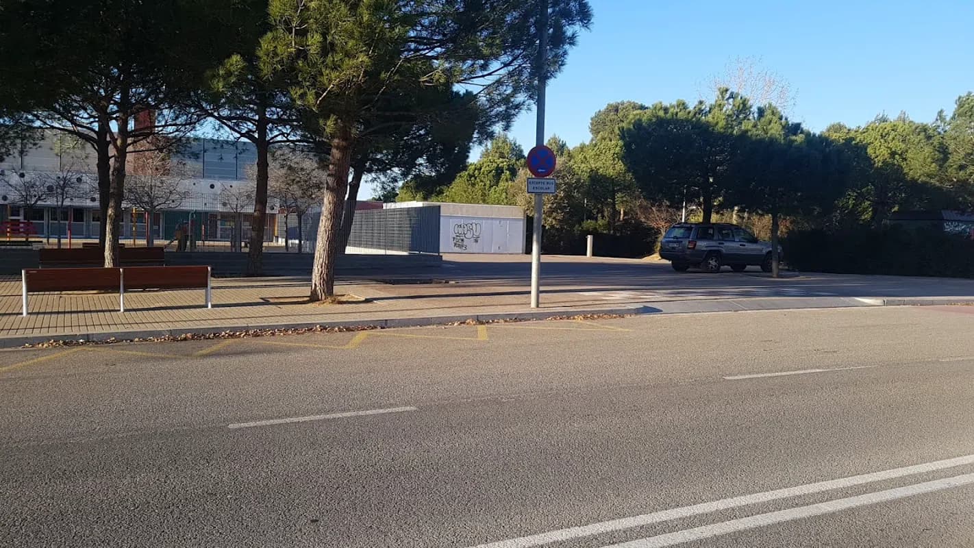 Escola Turó De Can Mates
