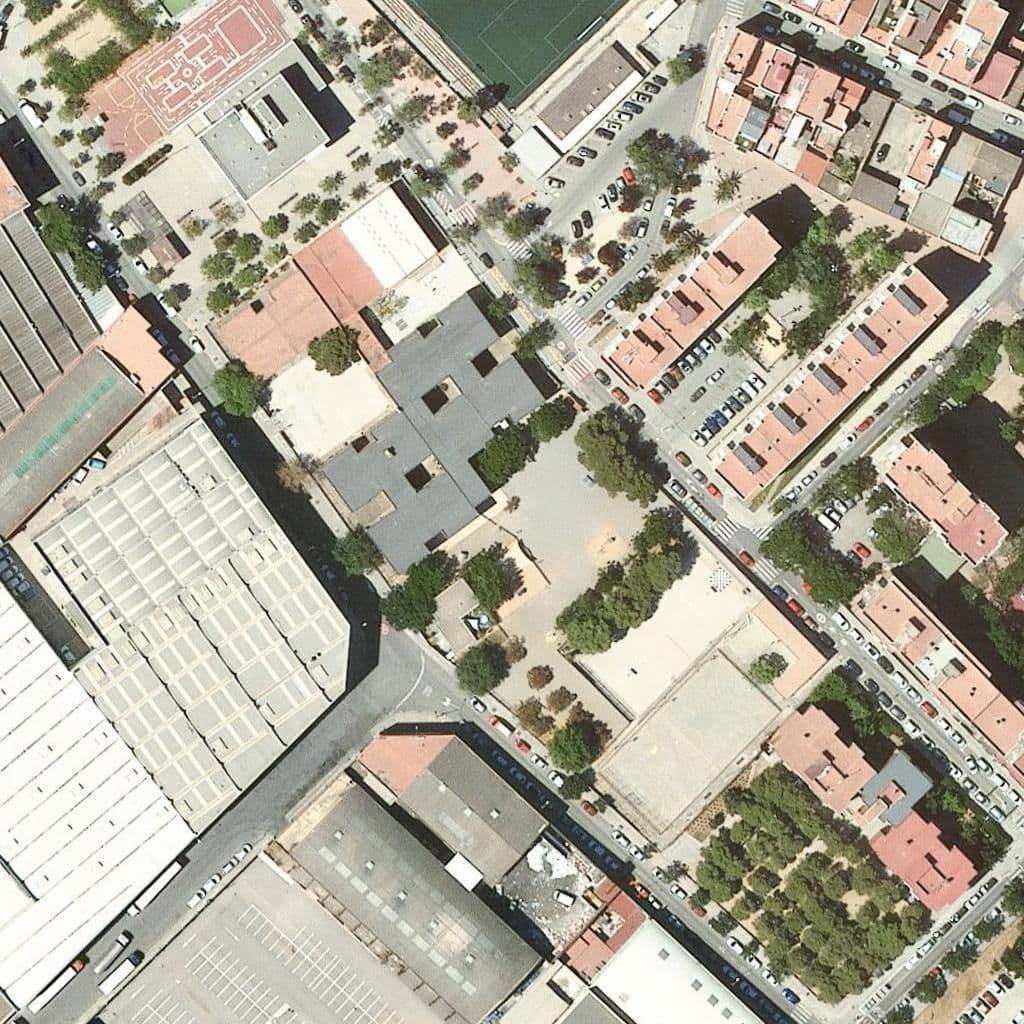 Вид сверху на территорию школы «Escola Casablanca»
