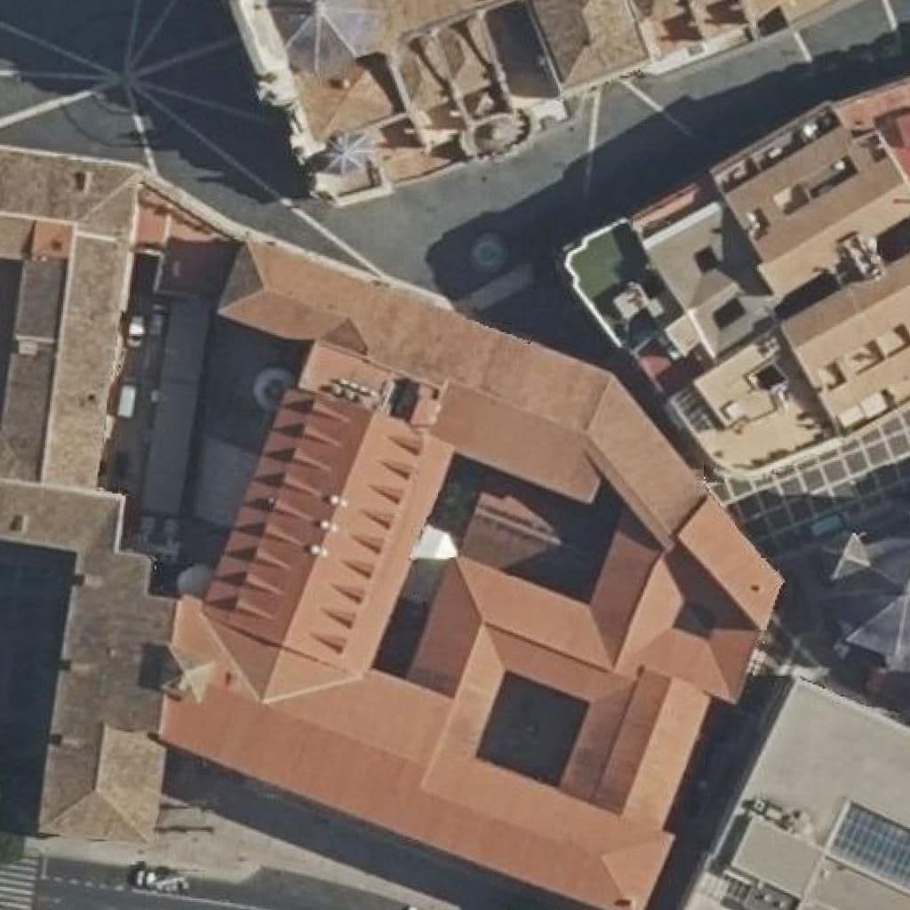 Aerial view of the grounds of ESCUELA SUPERIOR DE ARTE DRAMÁTICO
