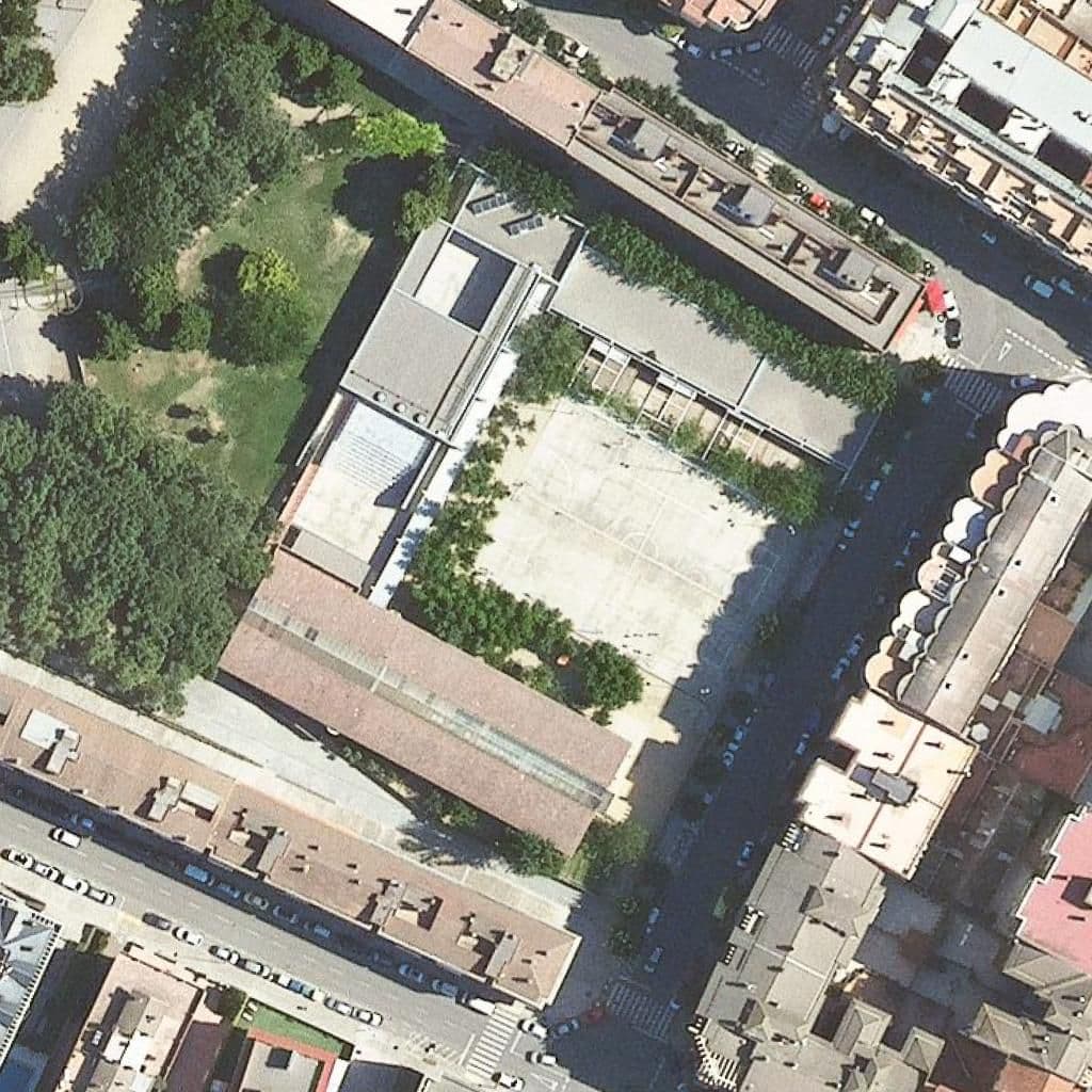 Aerial view of the grounds of Escola Joc De La Bola