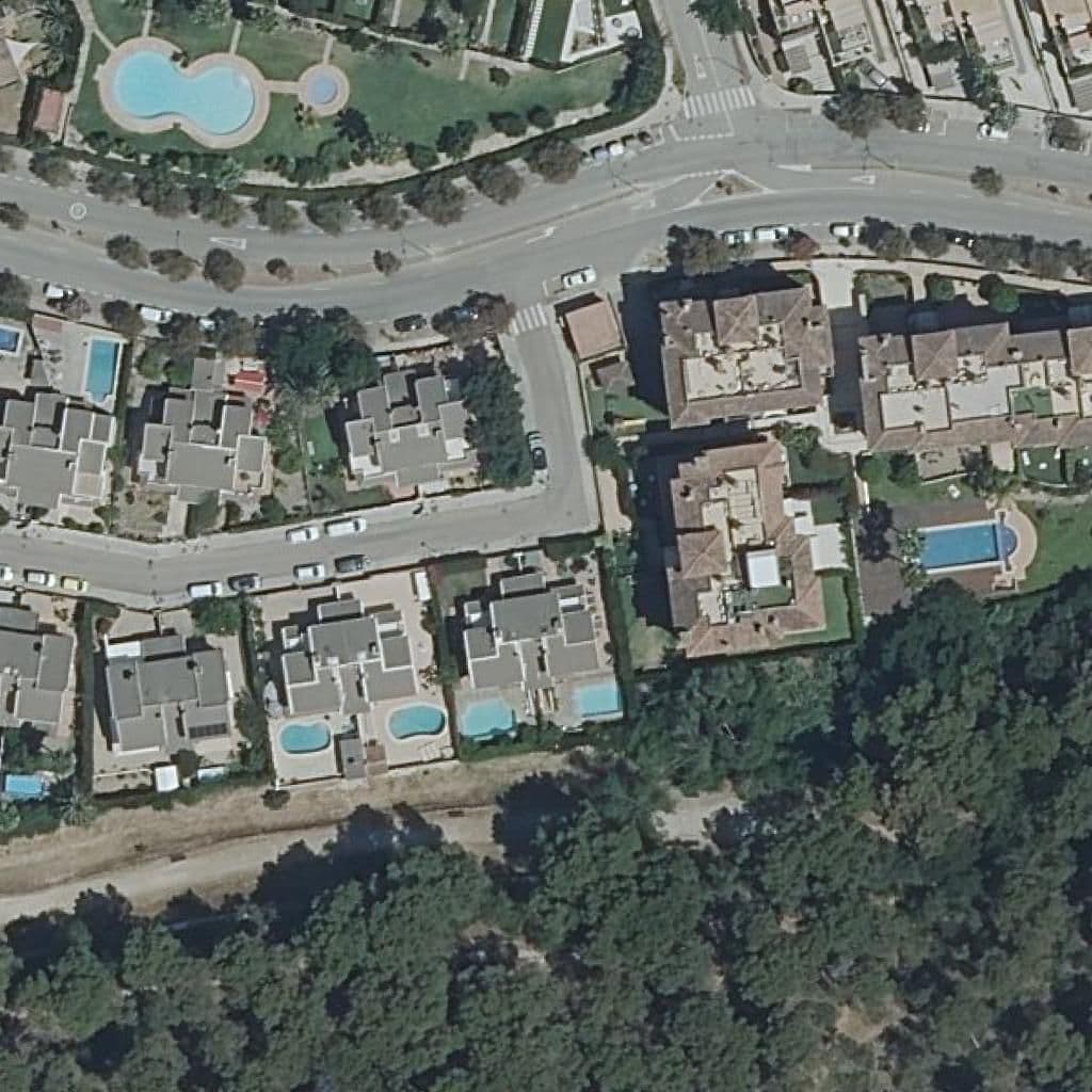 Aerial view of the grounds of CA NOSTRA