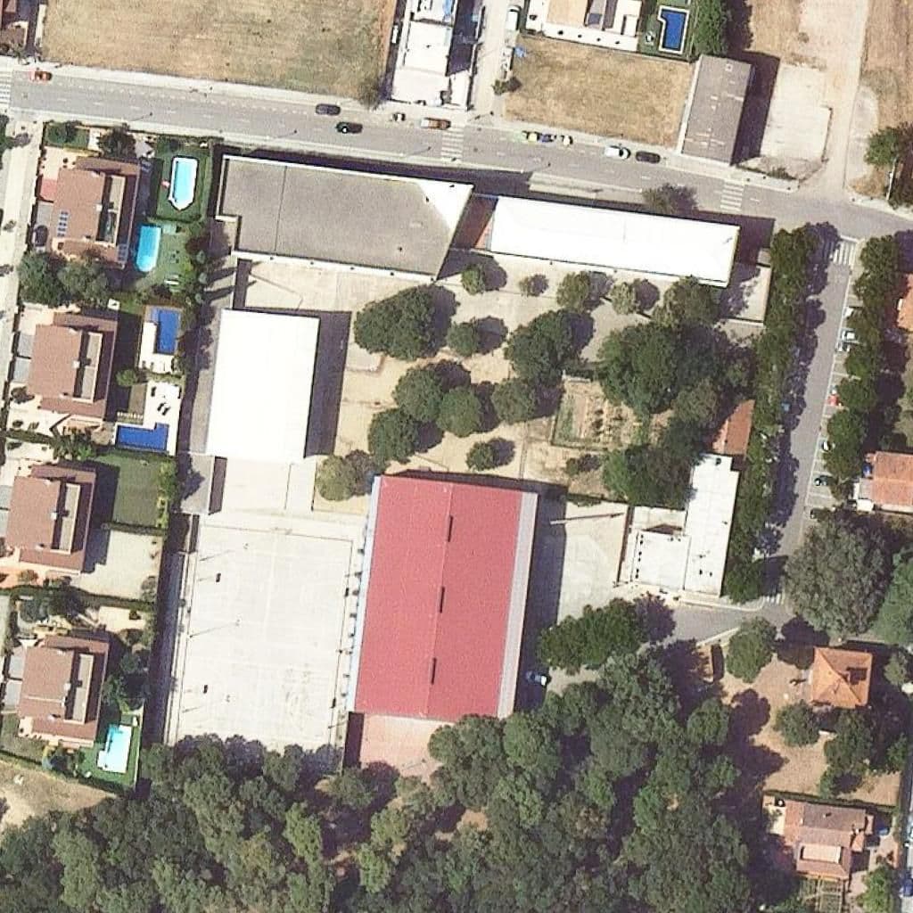 Aerial view of the grounds of Institut Bellulla