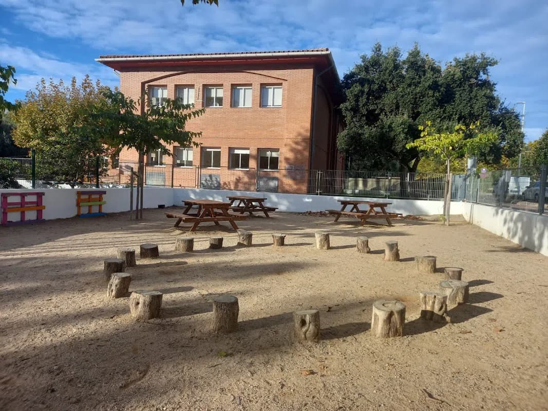 Escola Marinada
