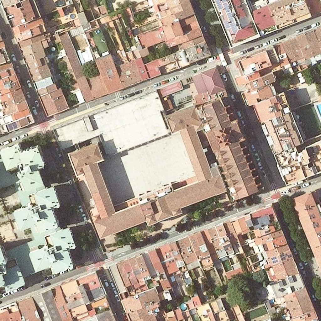 Aerial view of the grounds of Escola Pia De Sabadell