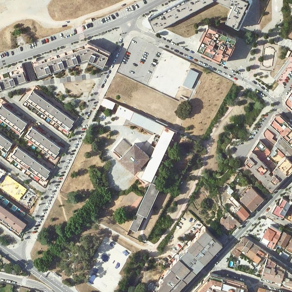 Вид сверху на территорию школы «Cfa Marinada»