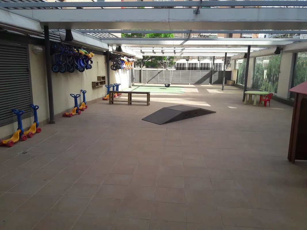 Photo 3