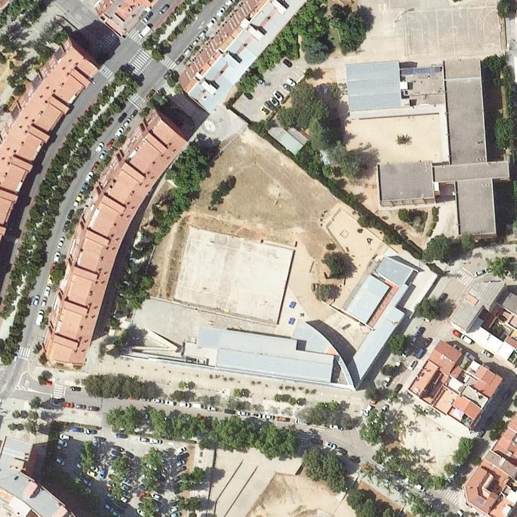 Aerial view of the grounds of Escola Torreguitart
