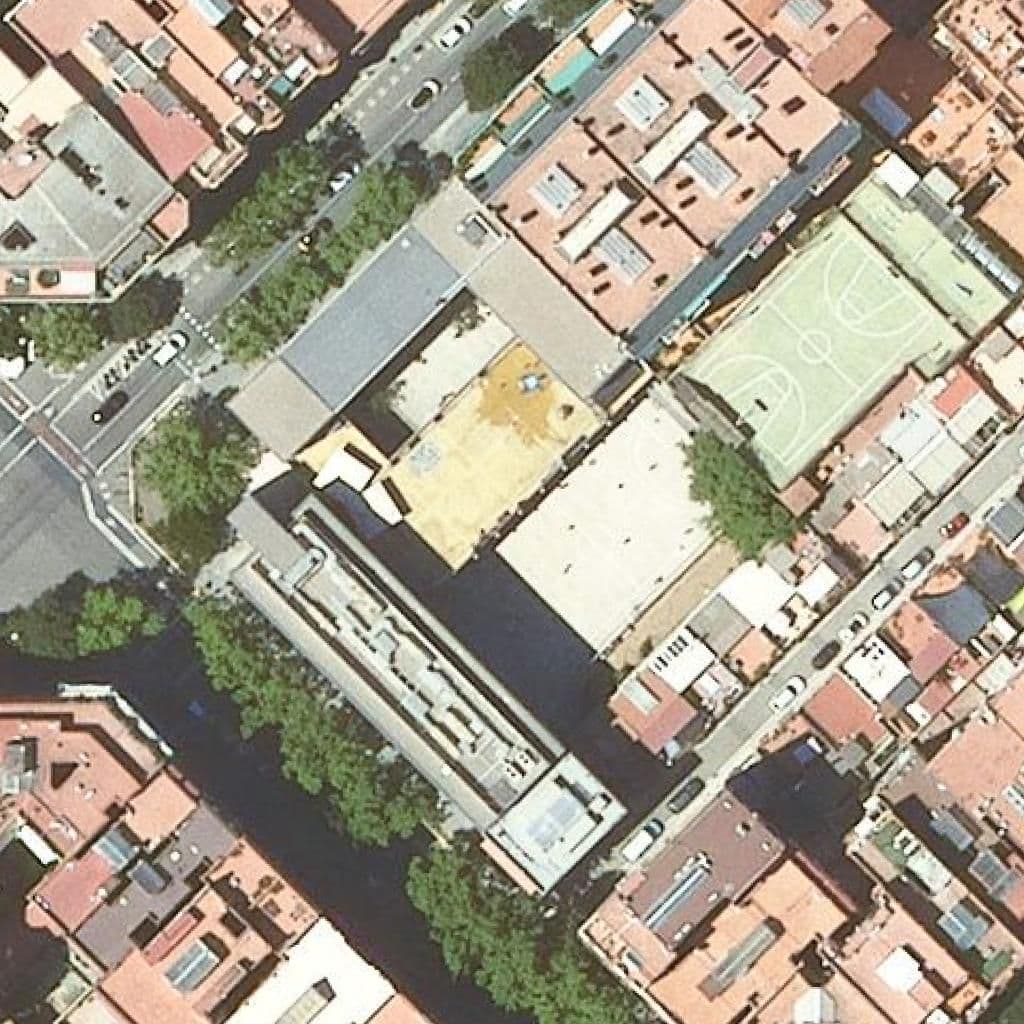 Вид згори на територію школи «Escola Municipal De Música Eixample»