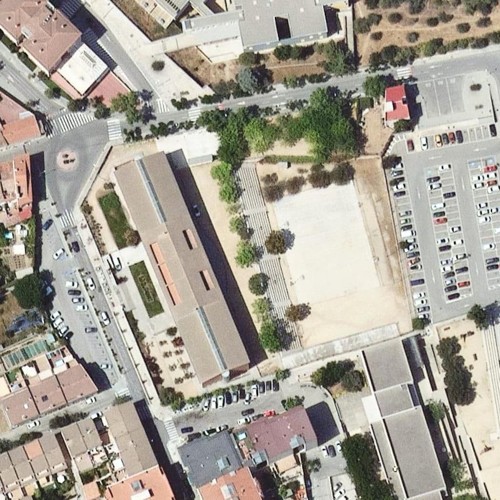 Aerial view of the grounds of Institut El Cairat