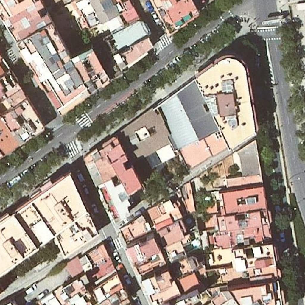 Aerial view of the grounds of Escola Bressol Tris-Tras