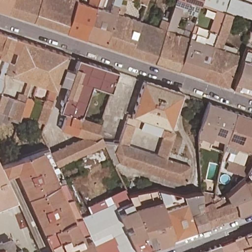 Вид згори на територію школи «ESCUELA HOGAR DE CABEZA DEL BUEY»