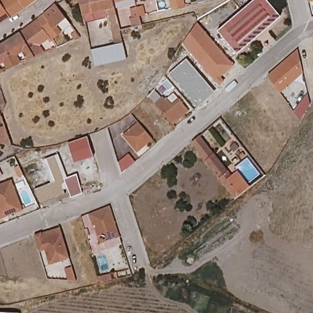 Вид згори на територію школи «CALZADILLA DE LOS BARROS»