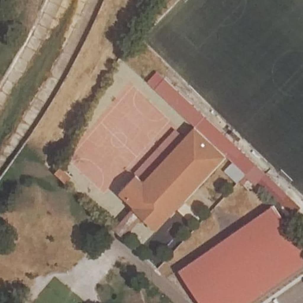 Вид згори на територію школи «SAN JUAN BOSCO»