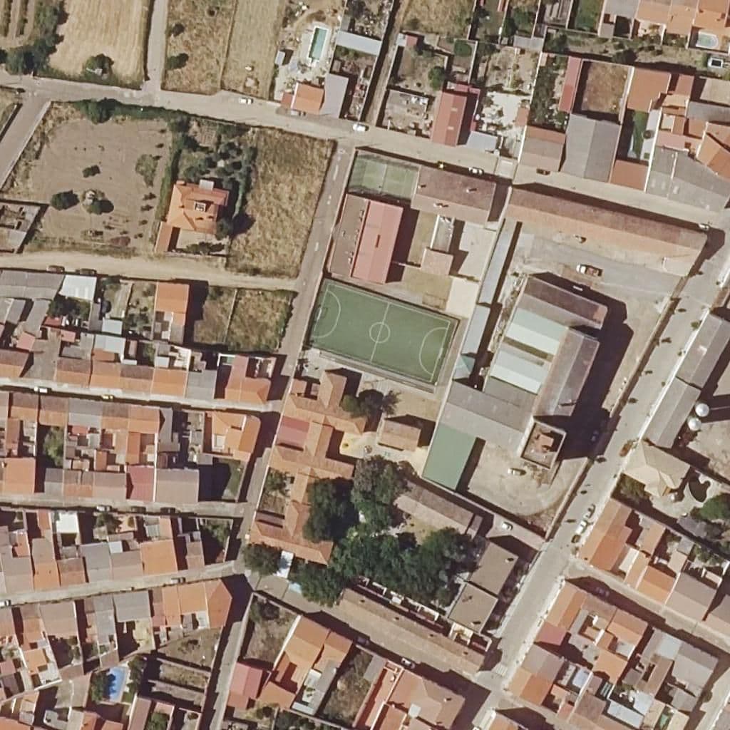 Вид згори на територію школи «PUEBLA DE ALCOCER»