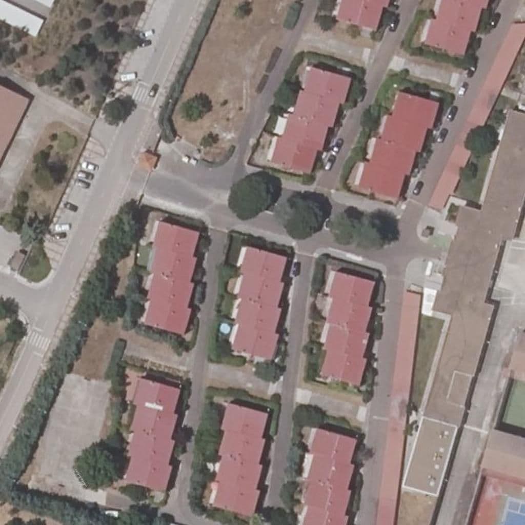Вид згори на територію школи «CENTRO PENITENCIARIO CÁCERES II»