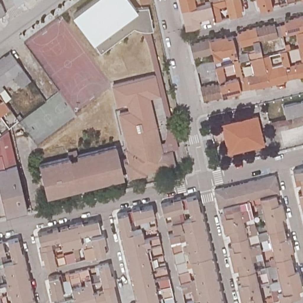 Вид згори на територію школи «VIA DE LA PLATA»