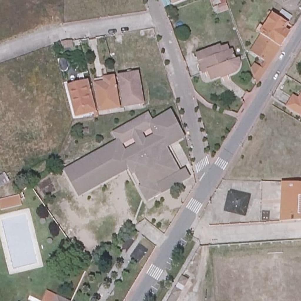 Aerial view of the grounds of EL VETON