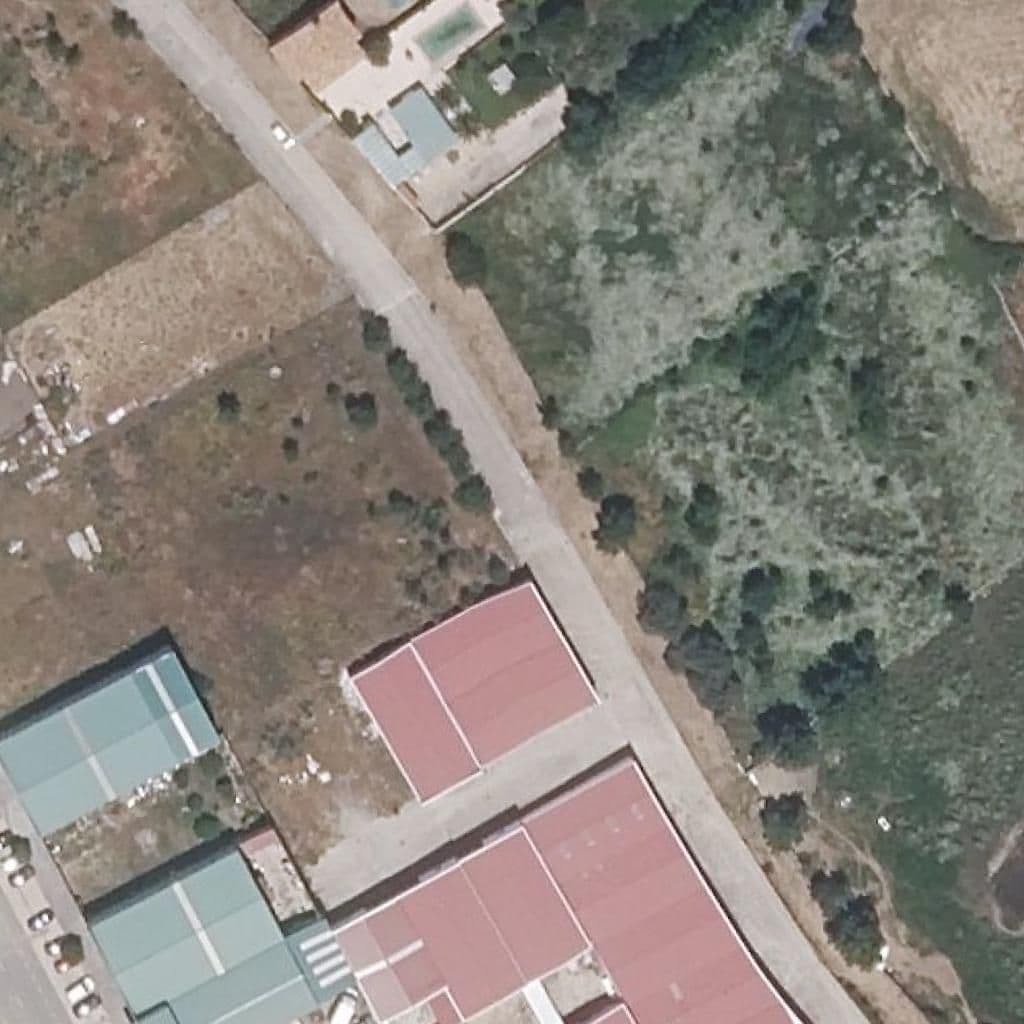 Вид згори на територію школи «MALPARTIDA DE PLASENCIA»