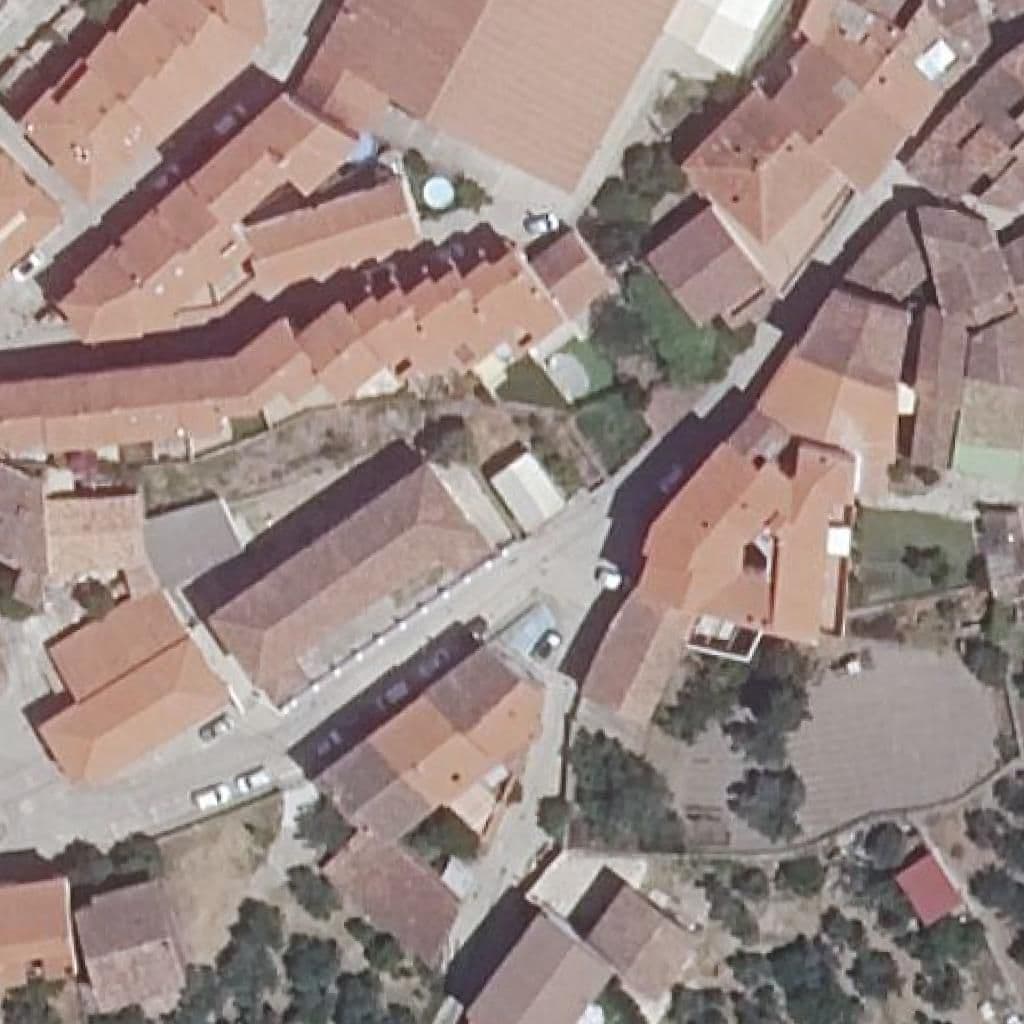 Вид згори на територію школи «EL BARRIO»