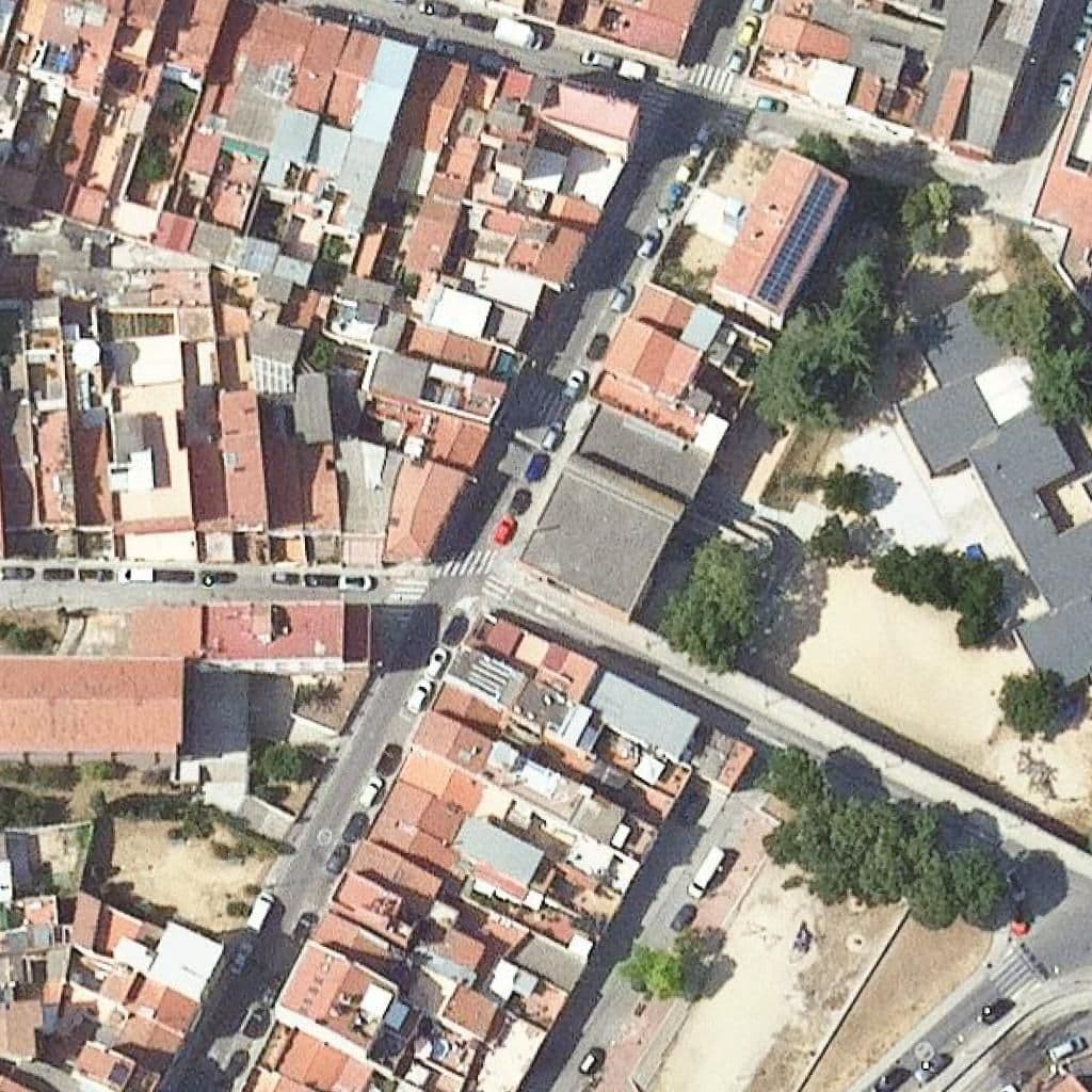 Aerial view of the grounds of Escola Tarlatana