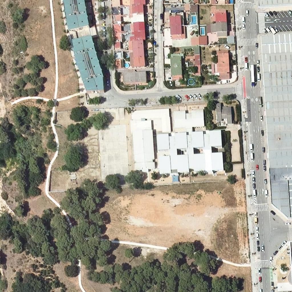 Aerial view of the grounds of Institut La Serra