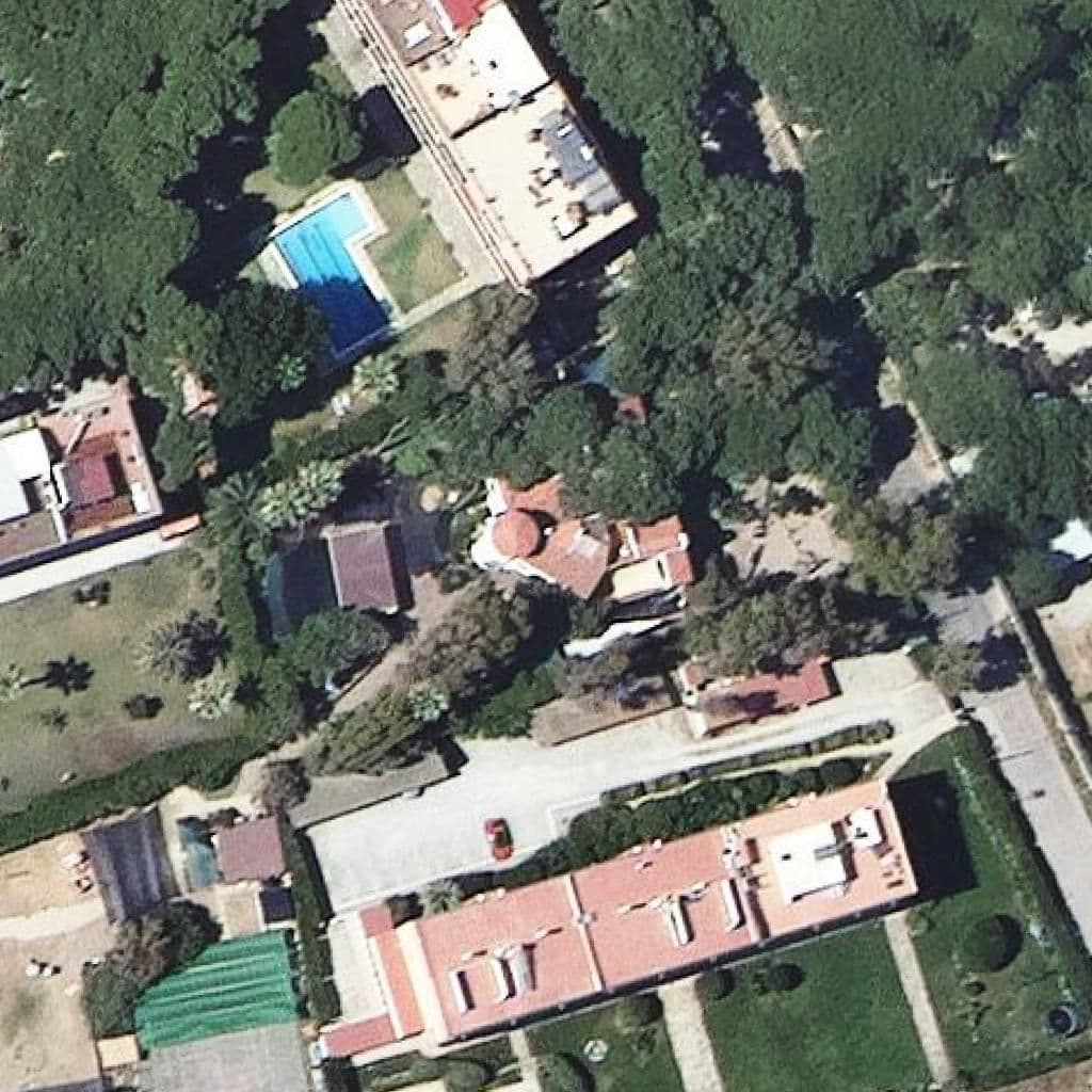 Aerial view of the grounds of Gimbebé