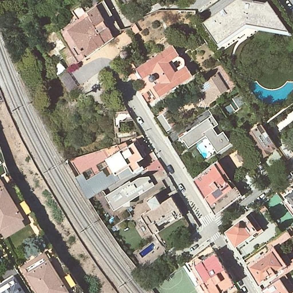 Aerial view of the grounds of Fert