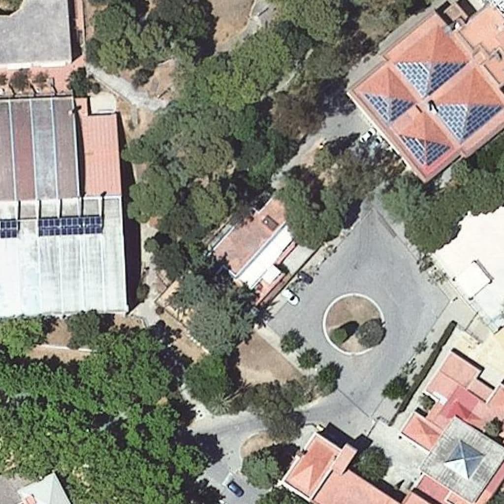 Aerial view of the grounds of Escola Bressol L'arboç