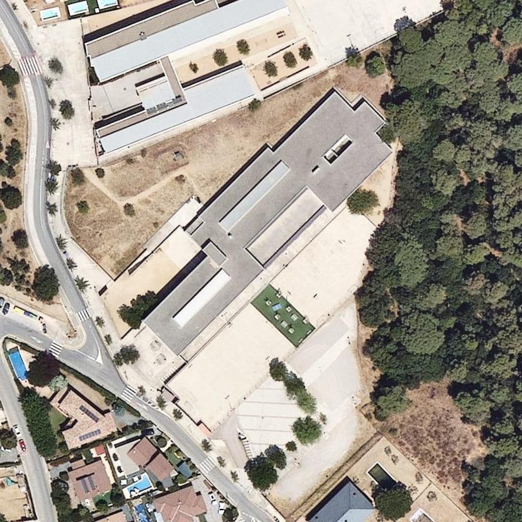 Aerial view of the grounds of Institut Eugeni Xammar