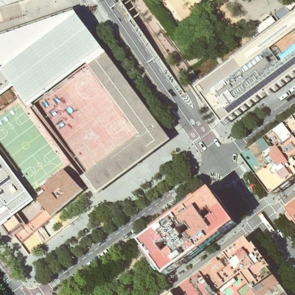Вид сверху на территорию школы «Fep Santa Teresa De Lisieux»