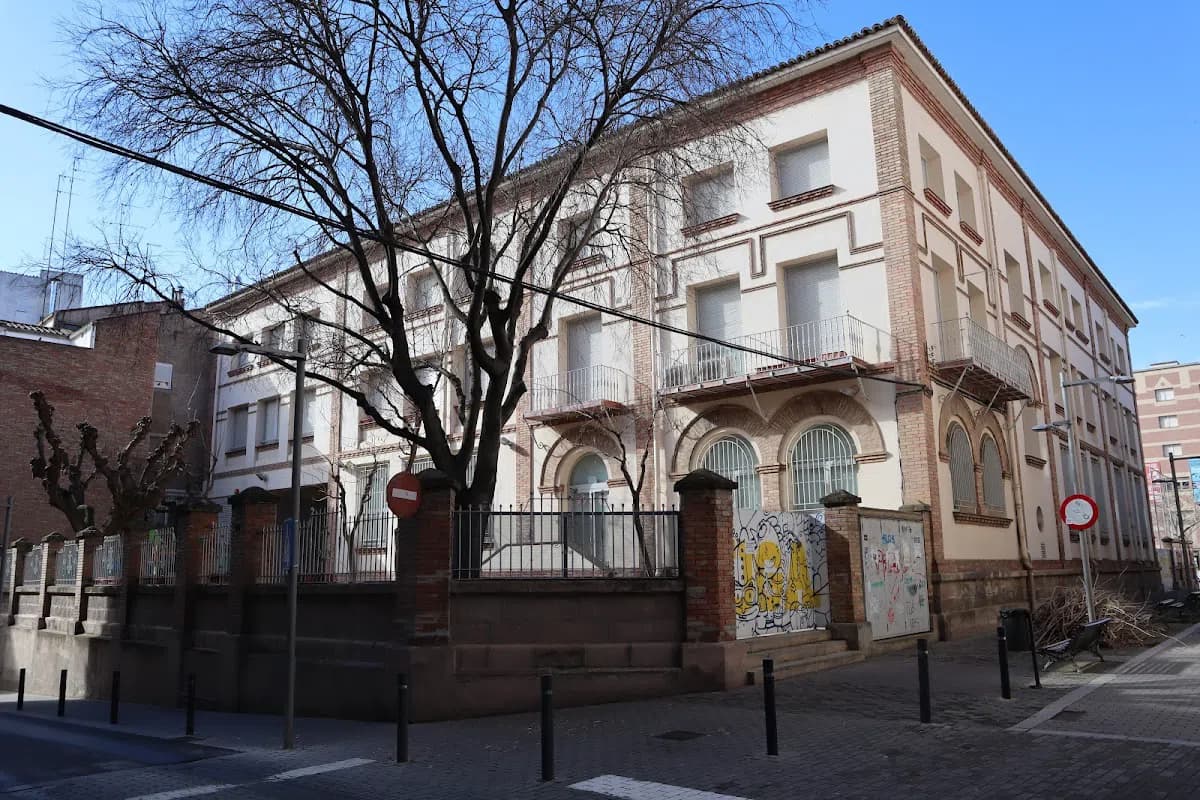 Escola De Pràctiques I