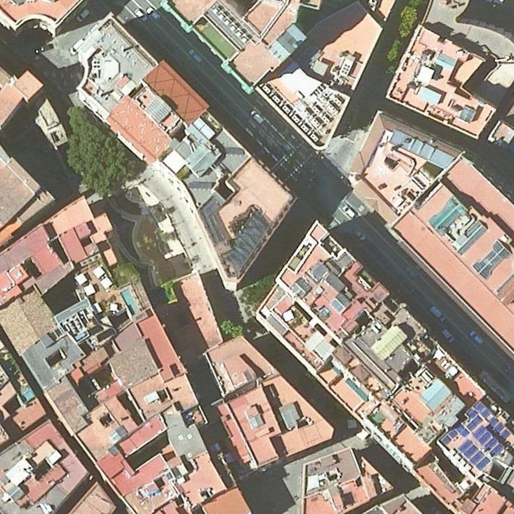 Aerial view of the grounds of Escola Baixeras