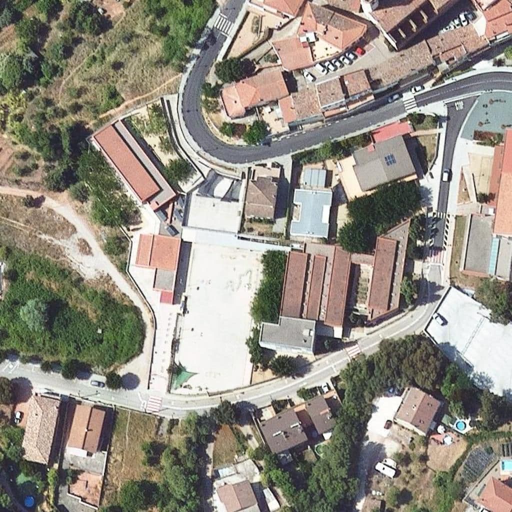 Aerial view of the grounds of Escola Pau Casals