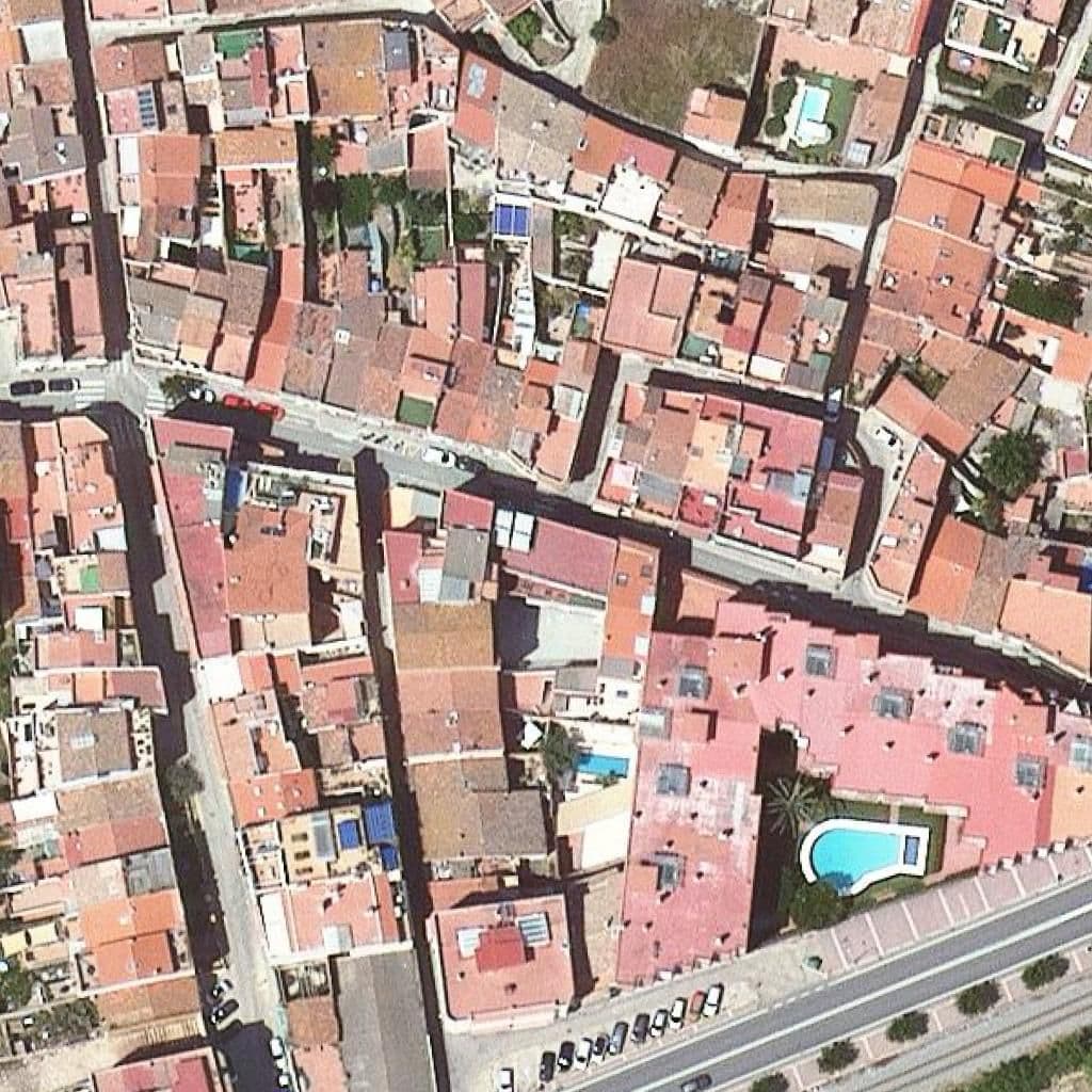 Вид згори на територію школи «Fedac-Canet»