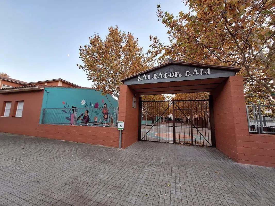 Escola Salvador Dalí