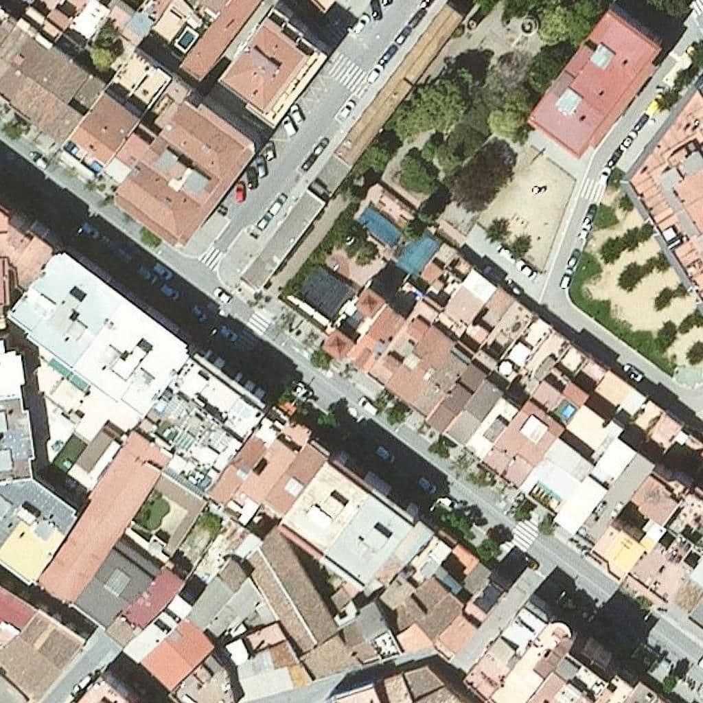 Вид згори на територію школи «Llar D'infants Casa Pedemonte»