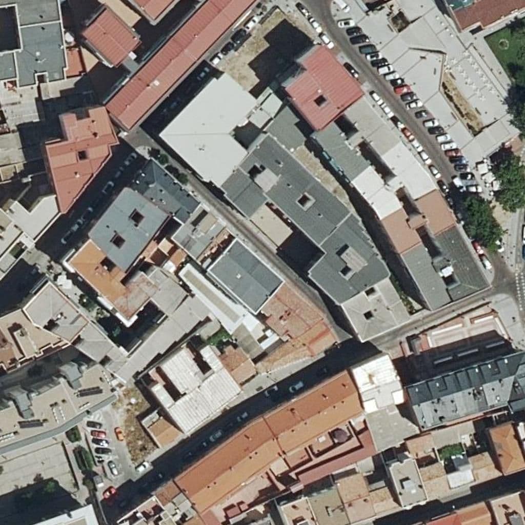 Вид згори на територію школи «Centro Educativo Villa De Alcorcon»