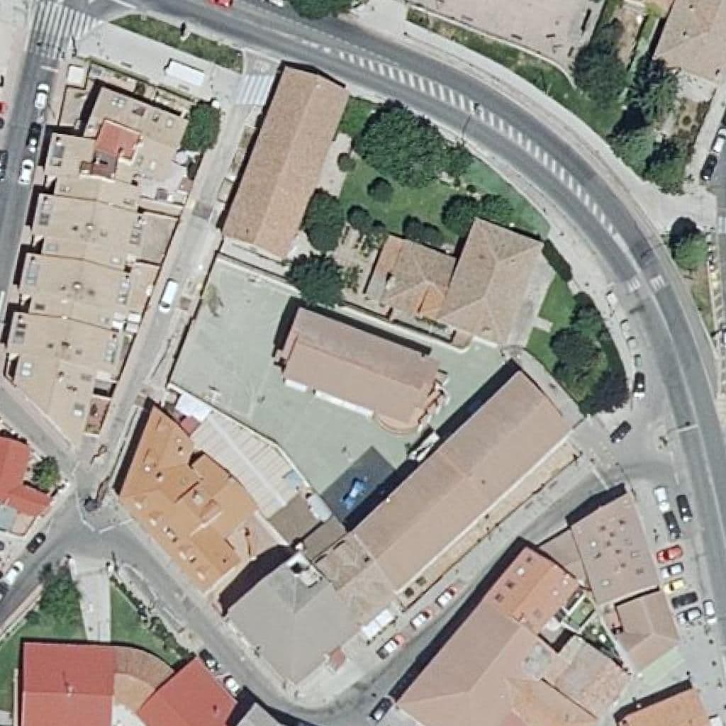 Вид сверху на территорию школы «Colegio Juan Pablo Ii Y La Inmaculada»